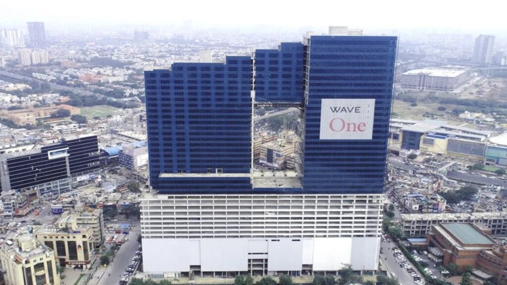 Wave One - Sector 18 Noida